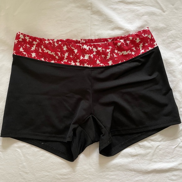Women’s Black Spandex Shorts with Red Maple Leaves - Picture 1 of 1